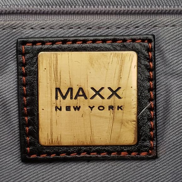 MAXX New York shoulder bag black accordion crossbody leather everyday purse - Picture 9 of 10